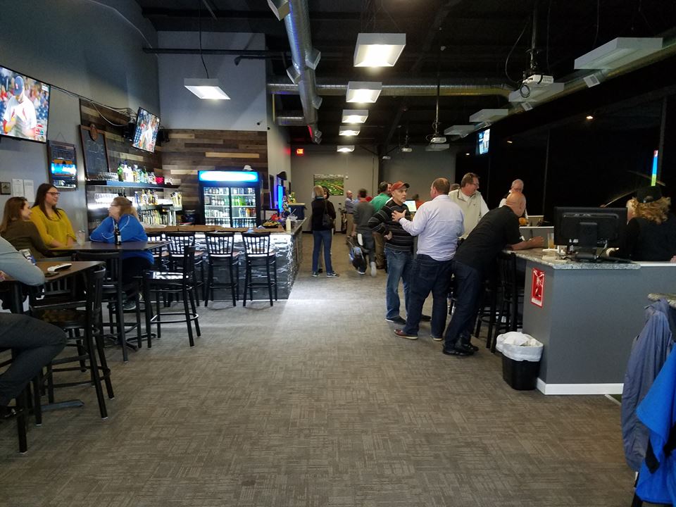Backspin Indoor Golf & Bar - Photo 2